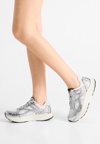 WODEN Sneaker low 'Freja' i hvid: forside