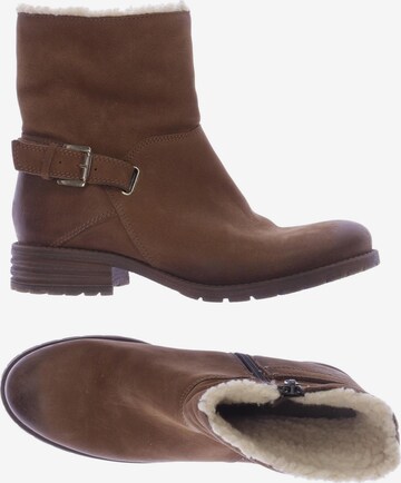 Anna field top ankle boot rose