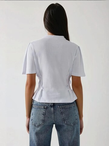 Hiccup - Camisa em branco