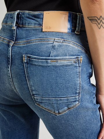 évasé Jean 'NOVI' LTB en bleu
