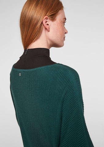 s.Oliver Strickkleid mit Fledermausärmel in Grün