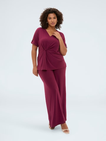 Flared Pantaloni di Fiorella Rubino in rosso