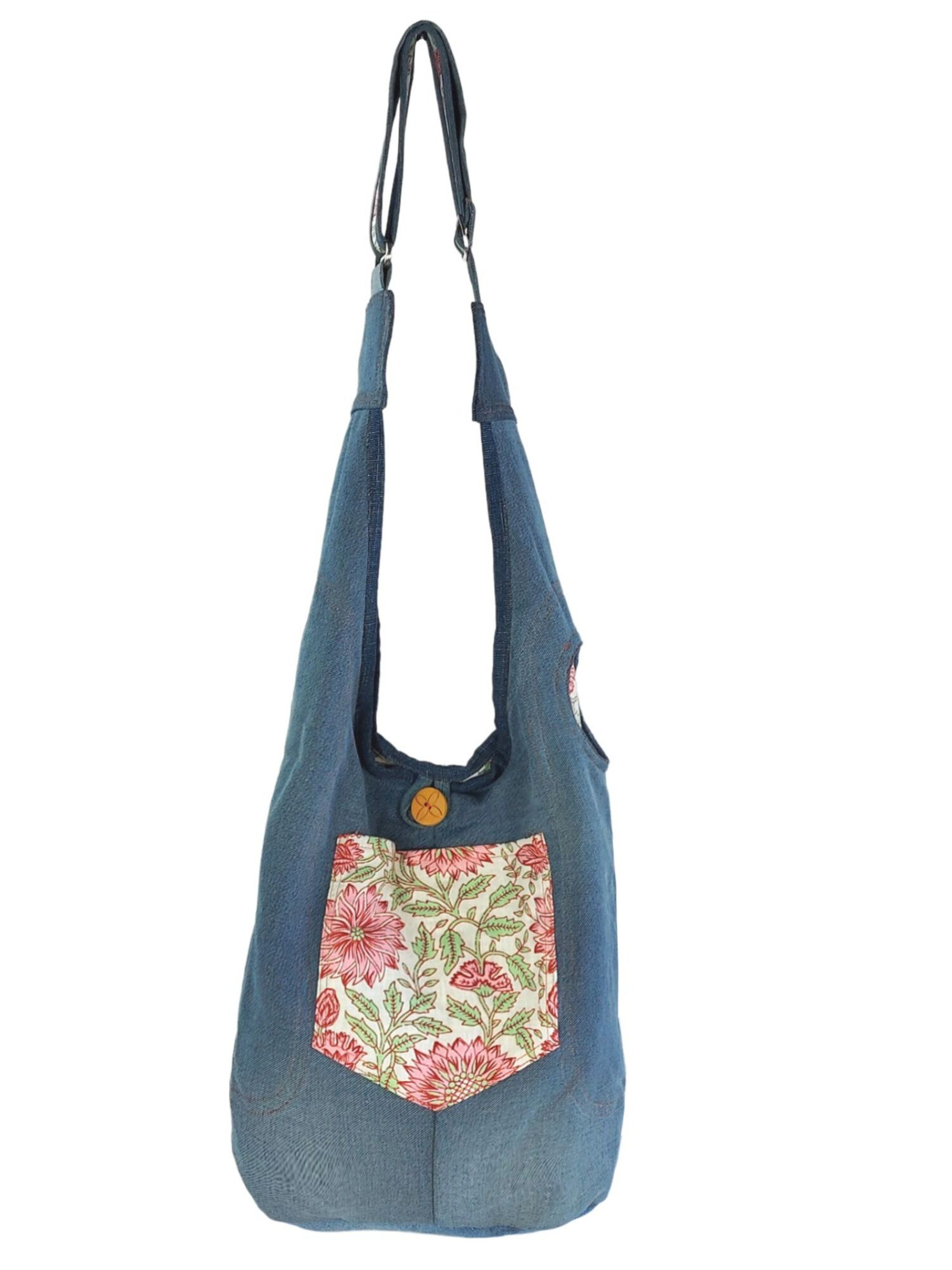 Sunsa Crossbody Bag 'Sunsa' in Blue: front