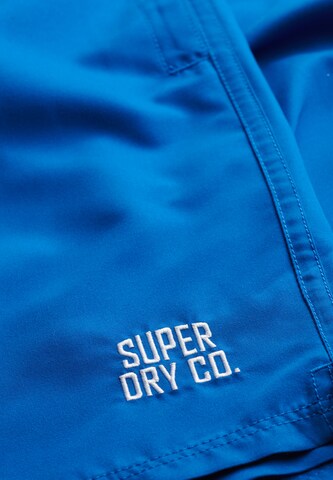 Shorts de bain 'Essential' Superdry en bleu