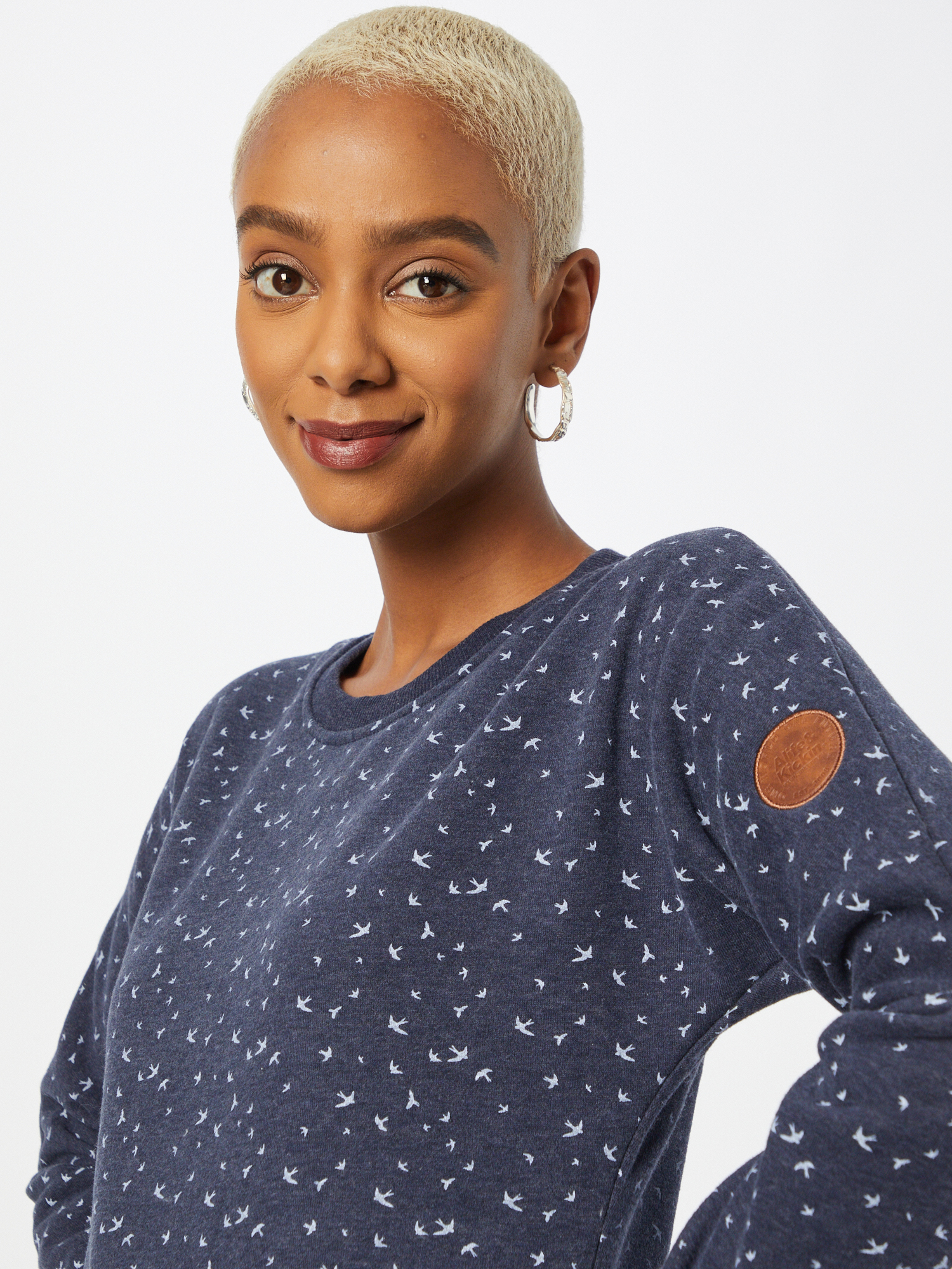 Alife and Kickin Sweatshirt Darla in Marine, Hellblau Alife and Kickin Sweatshirt Darla in Marine, Hellblau