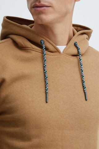 11 Project Sweatshirt 'Robert' in Brown