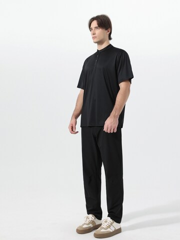 YOUTHUP Shirt 'Leibfrei' in Black