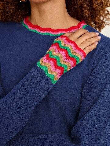 love & roses Пуловер в синьо