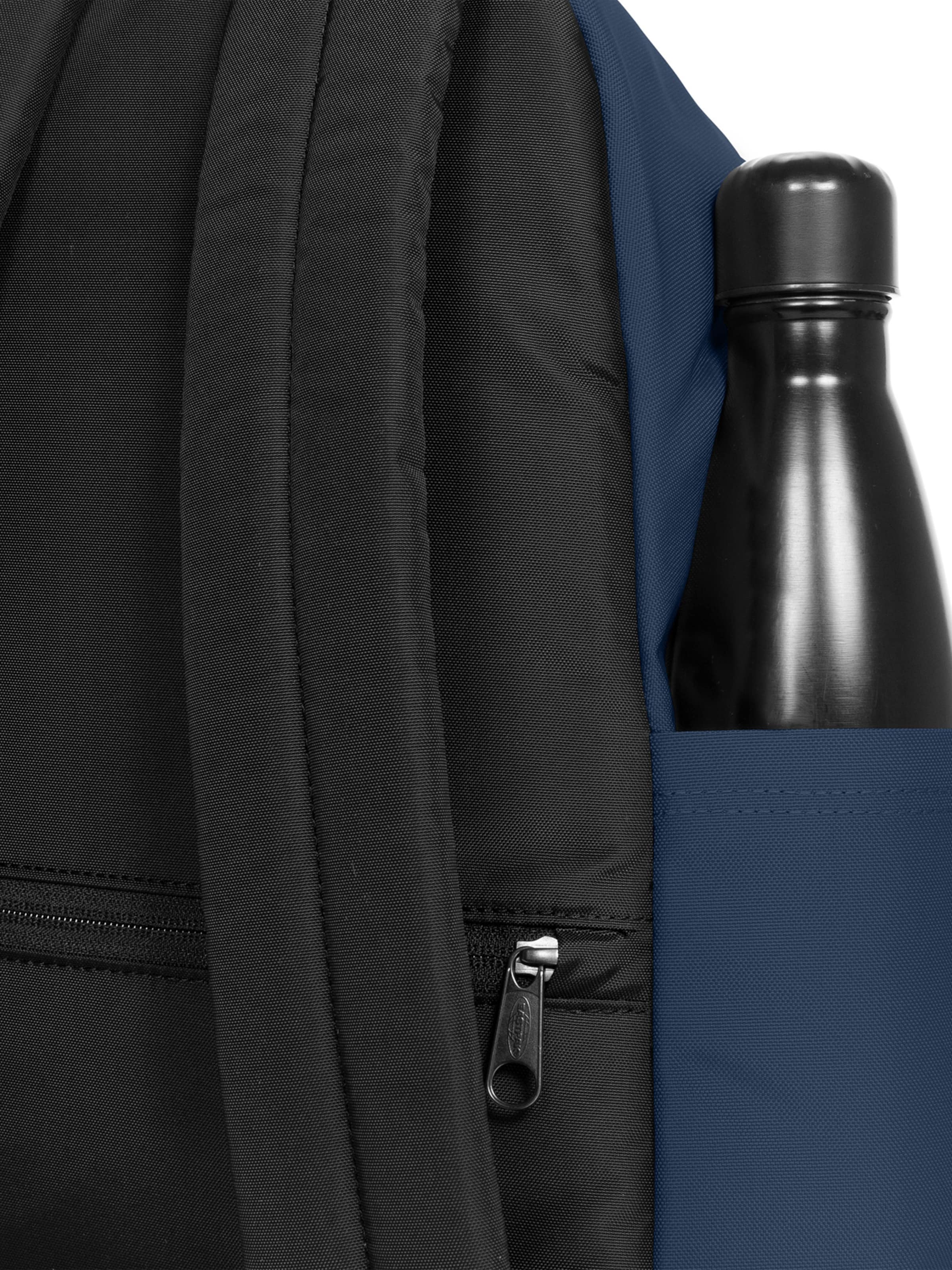 EASTPAK Rucksack 'Day Pak'r' in Blau