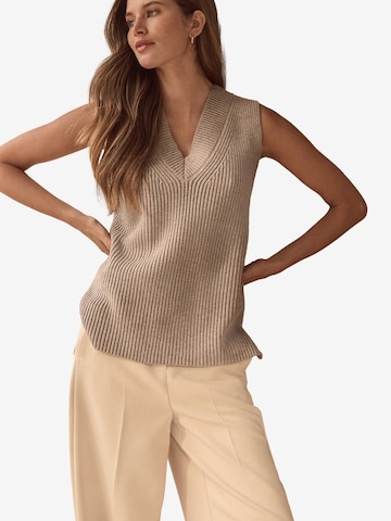 Next Broderad topp i beige