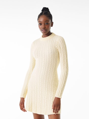 Bershka Kleid in Beige: predná strana