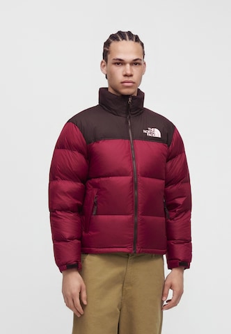 THE NORTH FACE Regular fit Winterjas '1996 Retro Nuptse' in Rood: voorkant