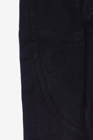 GUESS Jeans in 26 in Black