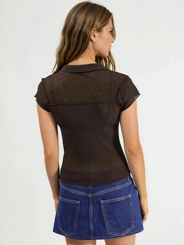 Busem Shirt in Brown