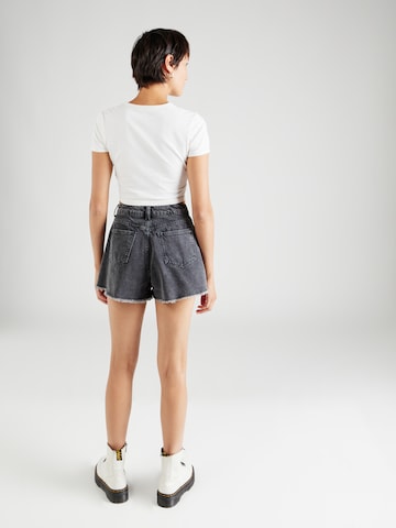 ABOUT YOU Regular Jeans 'Lilli Shorts' in Grey