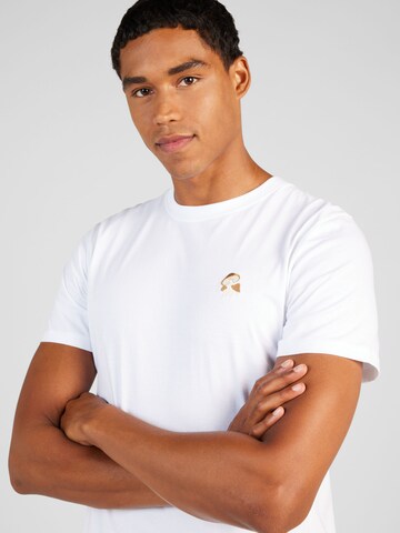 T-Shirt DEDICATED. en blanc