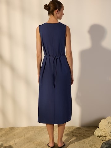 Trendyol Kleid in Blau