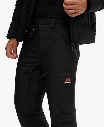 Regular Pantalon fonctionnel Superdry en beige