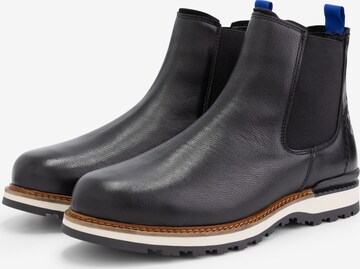 Travelin Chelsea Boots 'Ravik ' in Black