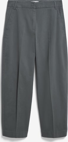 ARMEDANGELS Pleat-front trousers in Grey: front