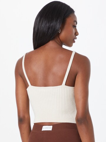 ABOUT YOU Knitted Top 'Ruby' in Beige