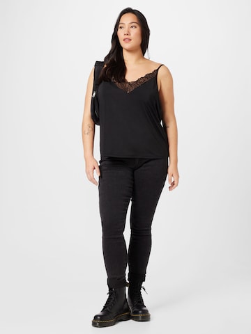 ABOUT YOU Curvy Top 'Shelly' in Schwarz