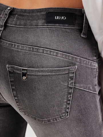 Liu Jo Slimfit Jeans 'MONROE' in Grijs