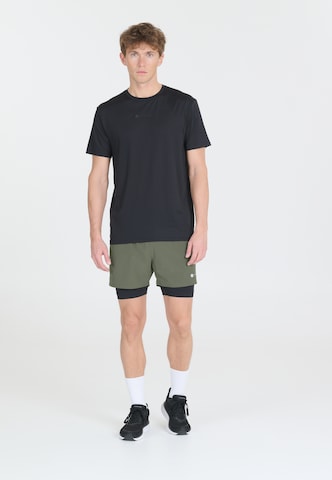 Virtus Regular Shorts 'Zayne' in Grün