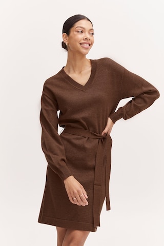 b.young Knitted dress in Brown: front