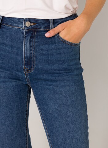 BASE LEVEL Regular Jeans in Blue