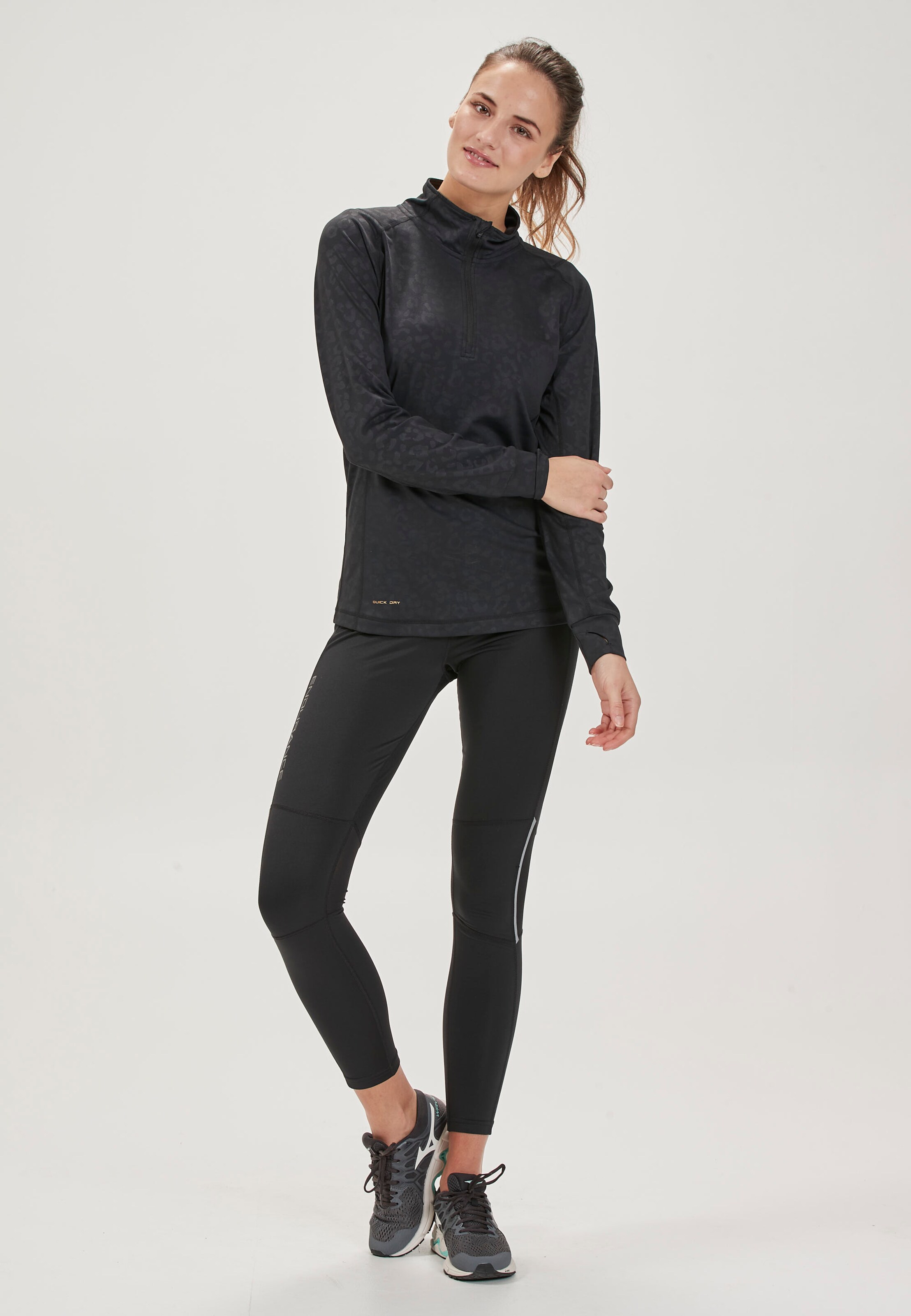Frauen Sportarten ENDURANCE Funktionsshirt 'IVYNIE W' in Schwarz - BY75182 Frauen Sportarten ENDURANCE Funktionsshirt 'IVYNIE W' in Schwarz - BY75182