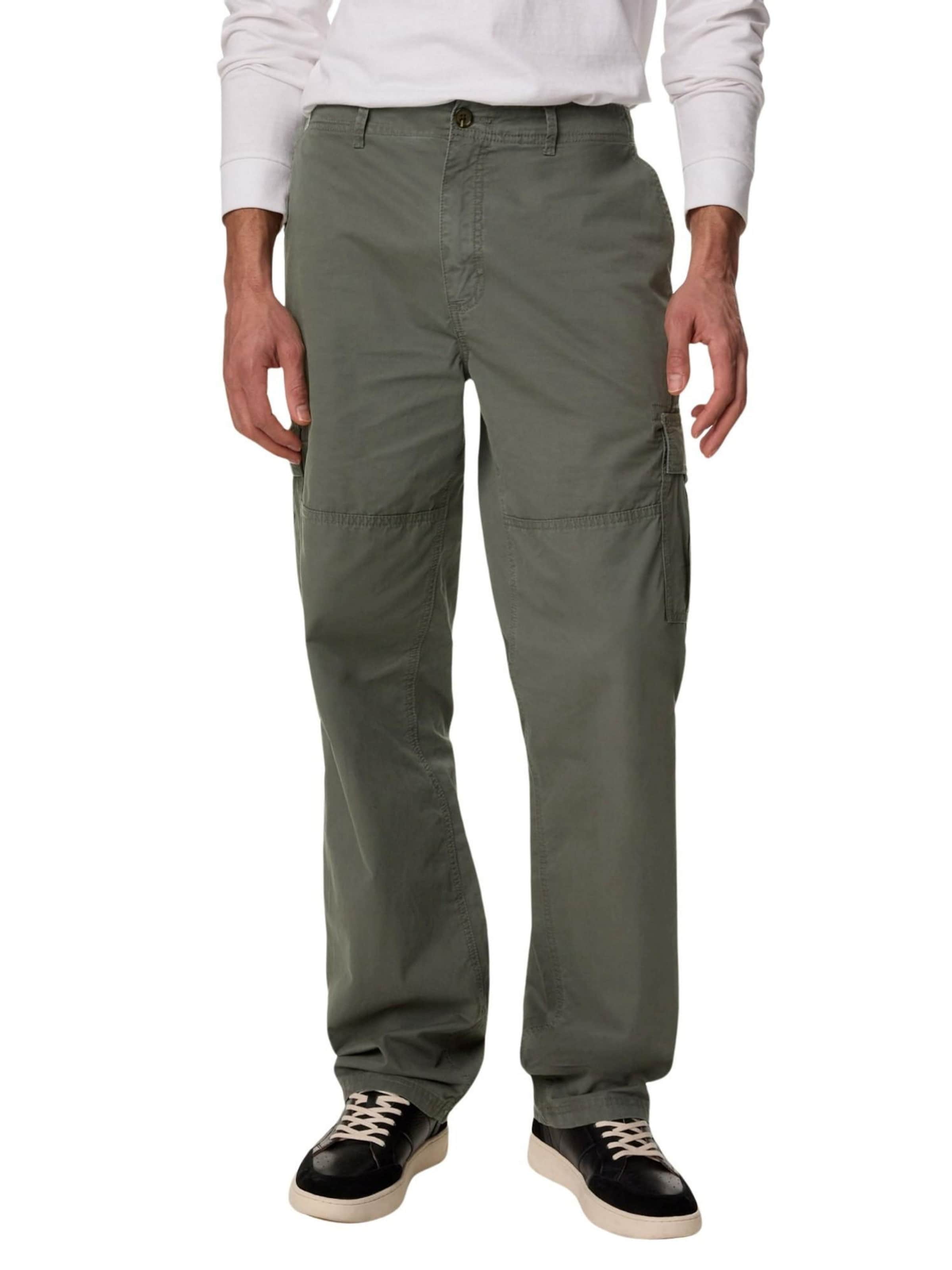 Regular Pantalon cargo Marks & Spencer en gris : devant