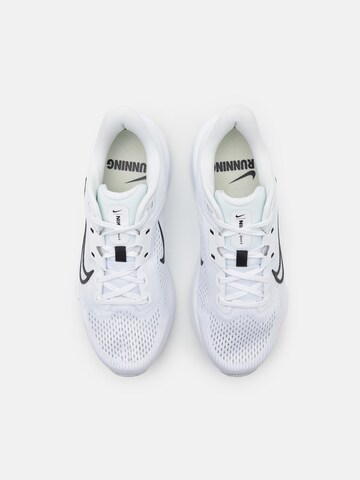 NIKE Running shoe 'Quest 6' in White