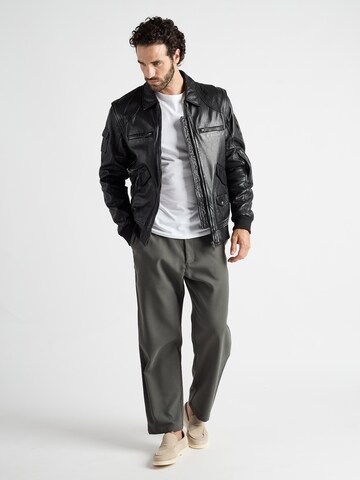 JCC Tussenjas in Zwart