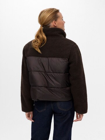 VERO MODA Overgangsjakke 'VMHolly' i brun