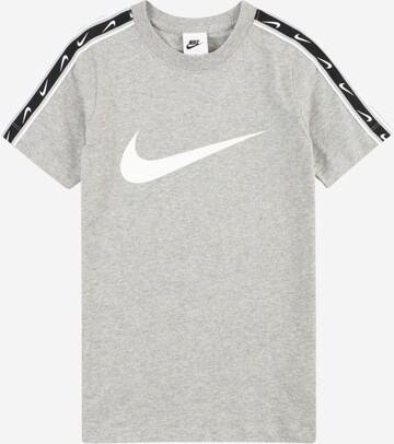 T-Shirt 'REPEAT' Nike Sportswear en gris : devant