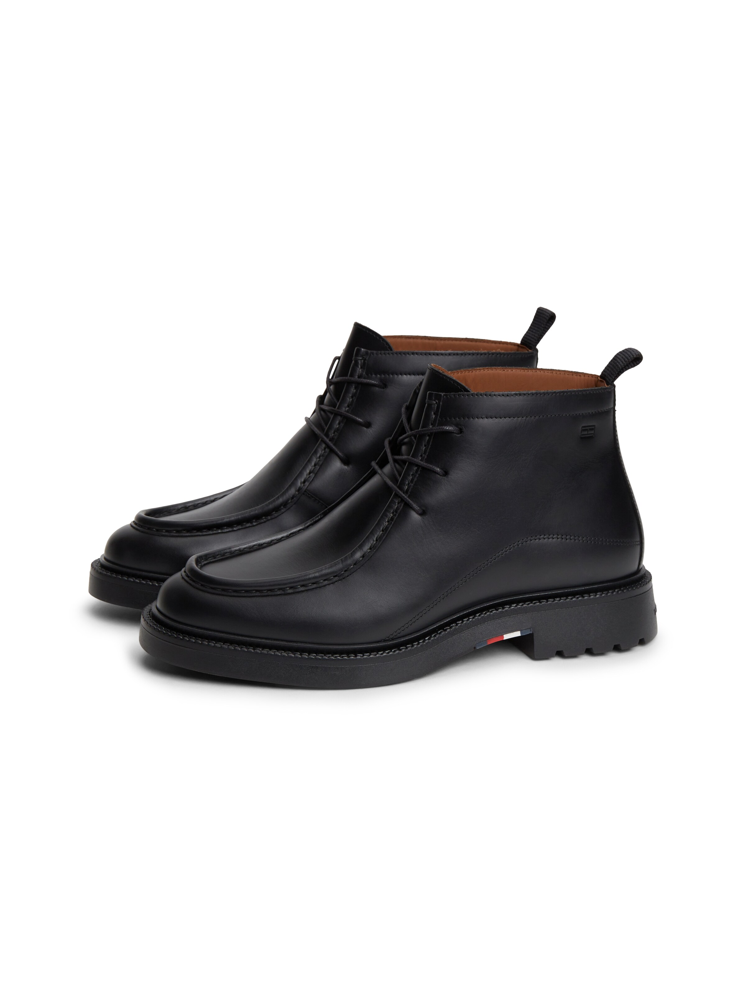 TOMMY HILFIGER Chukka Boots 'Corporate' in Black