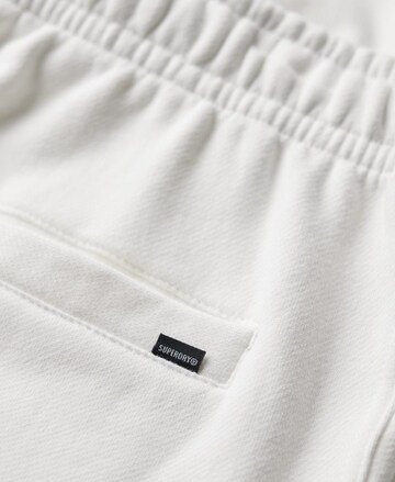 Regular Pantalon Superdry en blanc