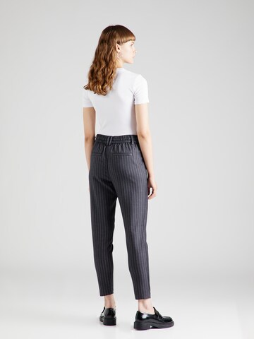 Regular Pantalon à pince ONLY en gris