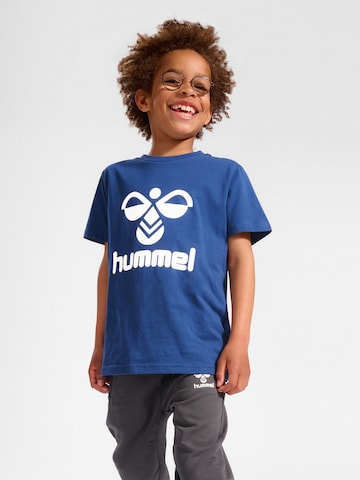 T-Shirt 'Tres' Hummel en bleu : devant