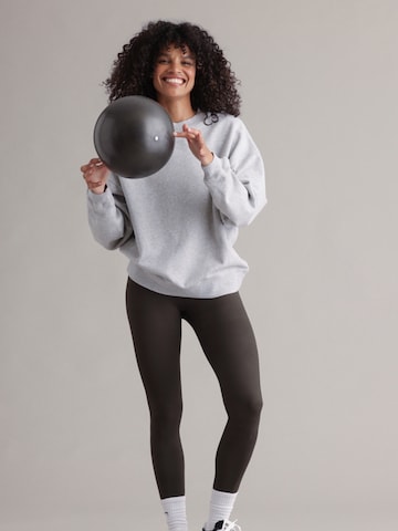 Hey Honey Sweatshirt 'Reflect'‌‌‌‌ in Grau
