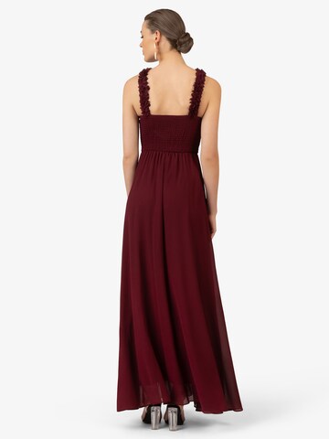 Rochie de seară de la Kraimod pe roșu