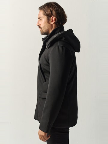 KOROSHI - Chaqueta de entretiempo en negro