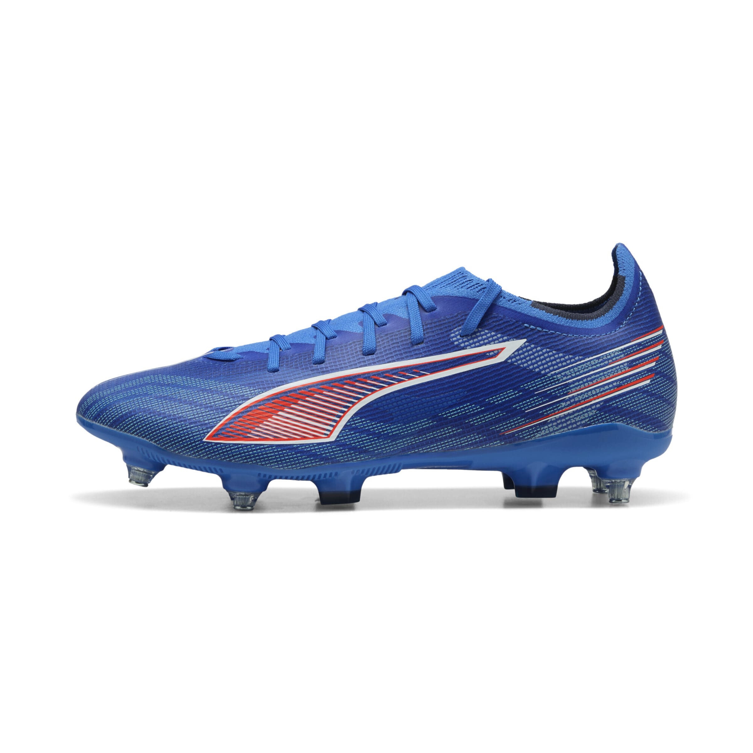 PUMA Soccer shoe 'Ultra 6 Match' in Blue: front