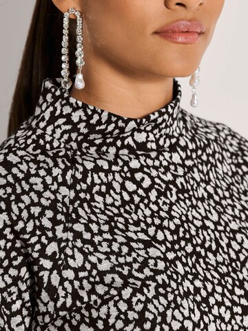 MADELEINE Shirt in Zwart