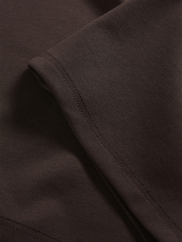 Maglietta di bonprix in marrone