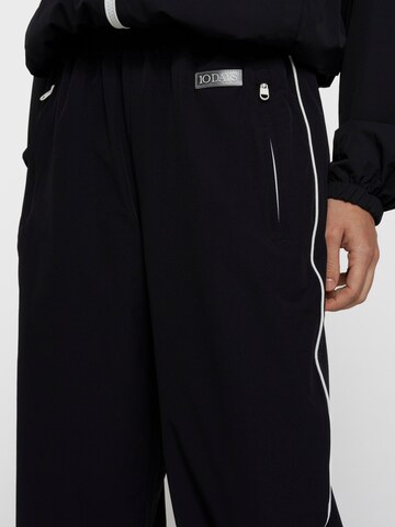 10Days Tapered Trousers in Black