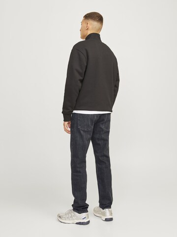 aprel regular Jeans i sort