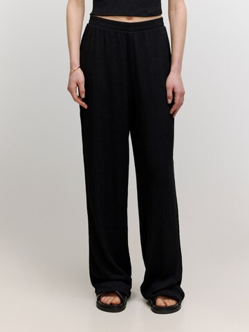 Loosefit Pantalon 'Isobel' EDITED en noir : devant