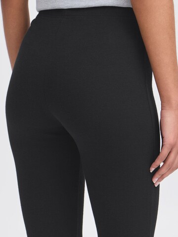 Oxmo - Slimfit Leggings ' OXLOV ' en negro